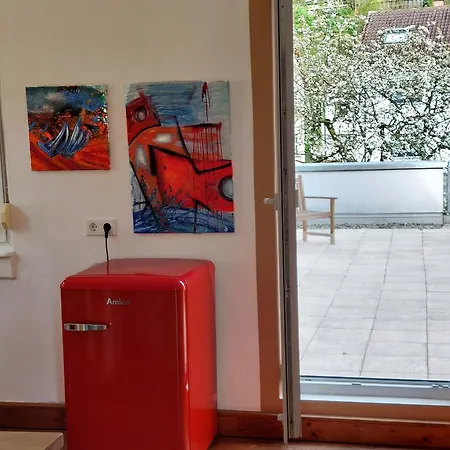 Gemuetliche Kuenstlerwohnung Mit Grosser Dachterrasse *