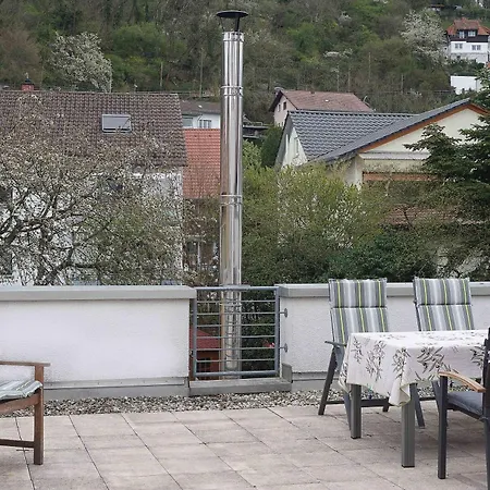 Апартаменты Gemuetliche Kuenstlerwohnung Mit Grosser Dachterrasse *
